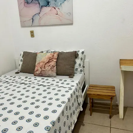 Quarto ótima localização-3